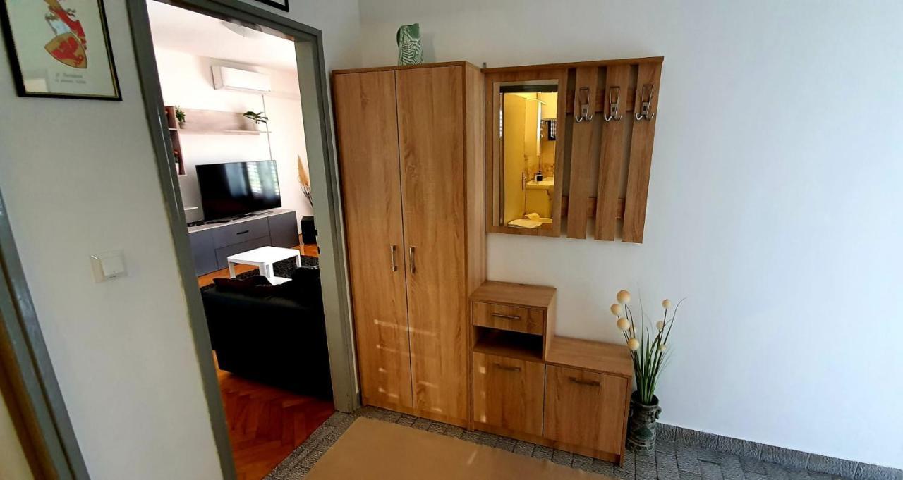 Apartment Mlija Omiš Eksteriør bilde