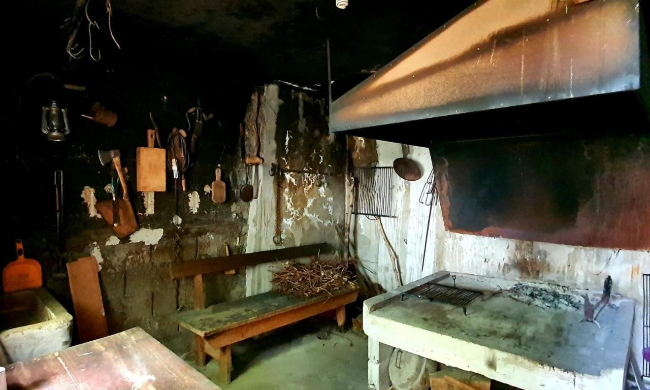 Apartment Mlija Omiš Eksteriør bilde