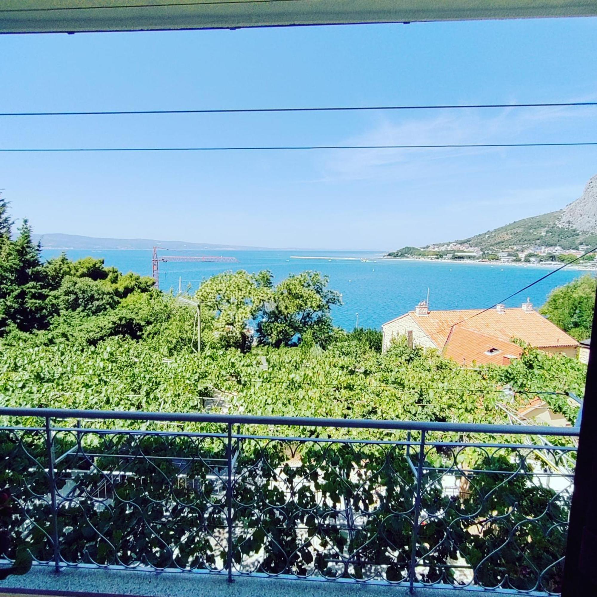 Apartment Mlija Omiš Eksteriør bilde
