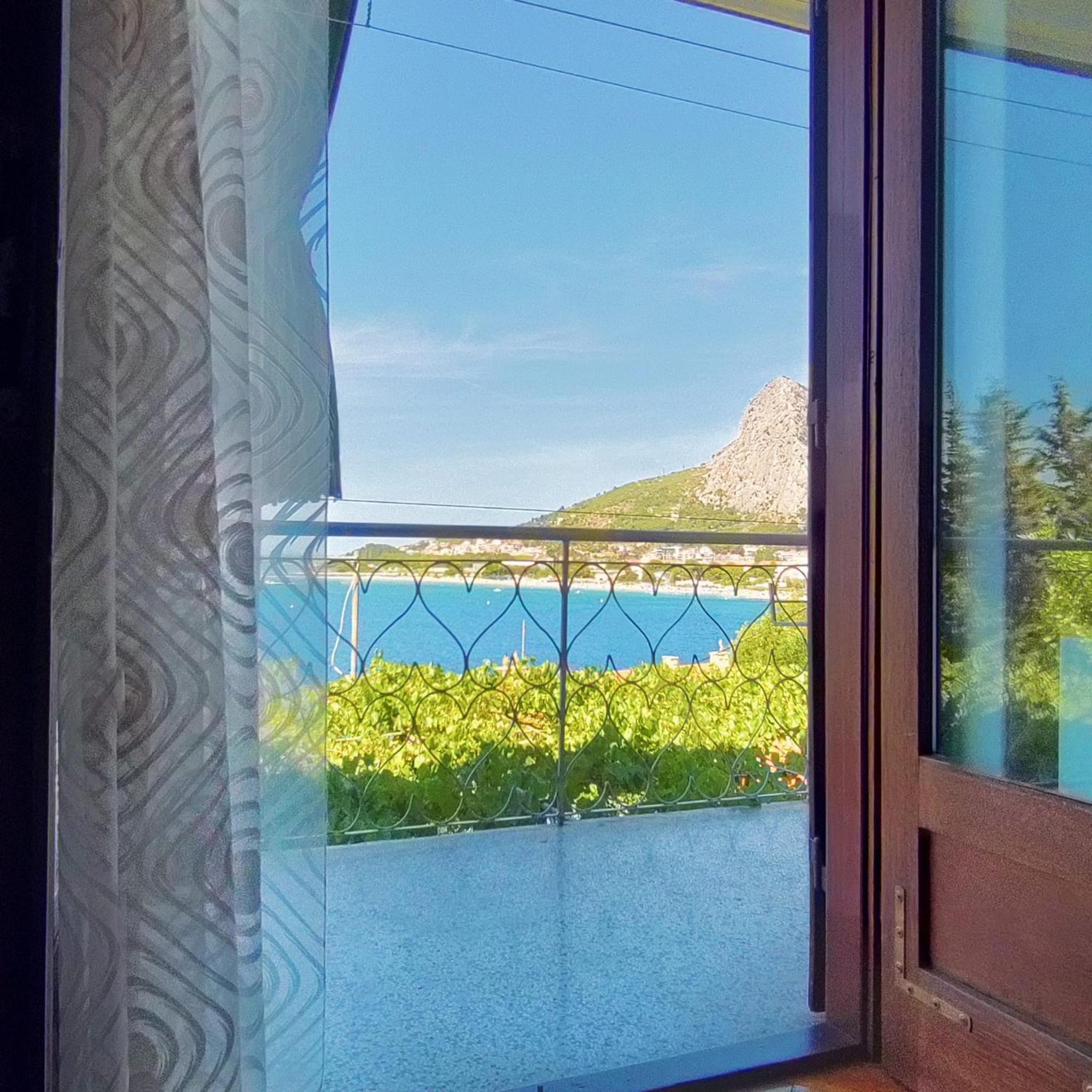 Apartment Mlija Omiš Eksteriør bilde